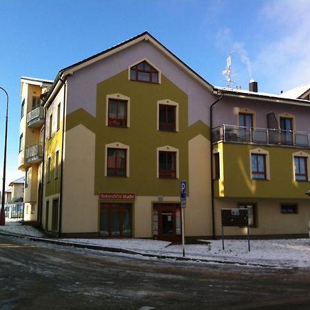 Apartament Apartman Sportovni Trzeboń Zewnętrze zdjęcie